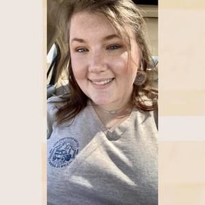 Meet your Posher, Mia